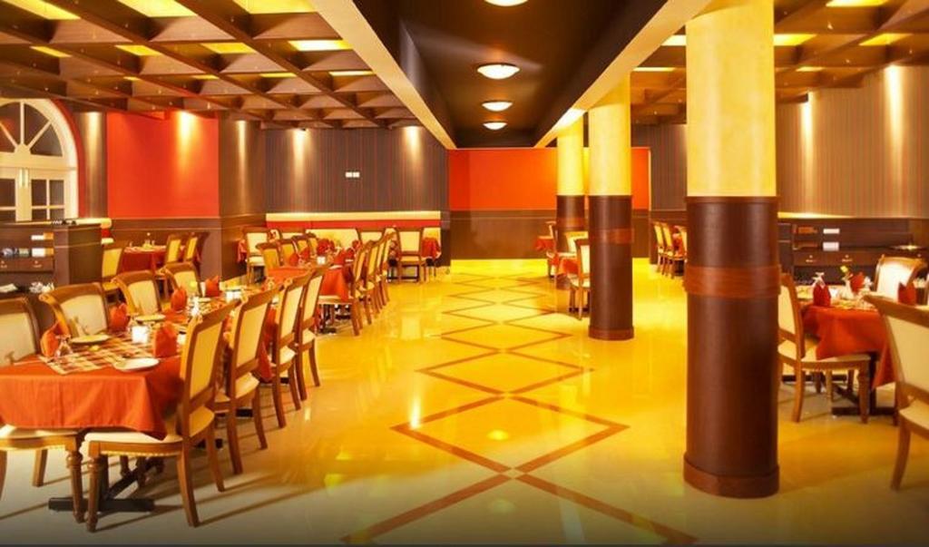 Hotel Luciya Palace Thrissur Luaran gambar