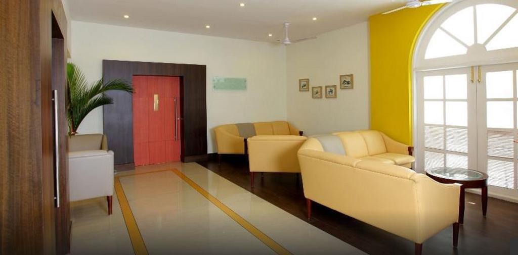 Hotel Luciya Palace Thrissur Luaran gambar