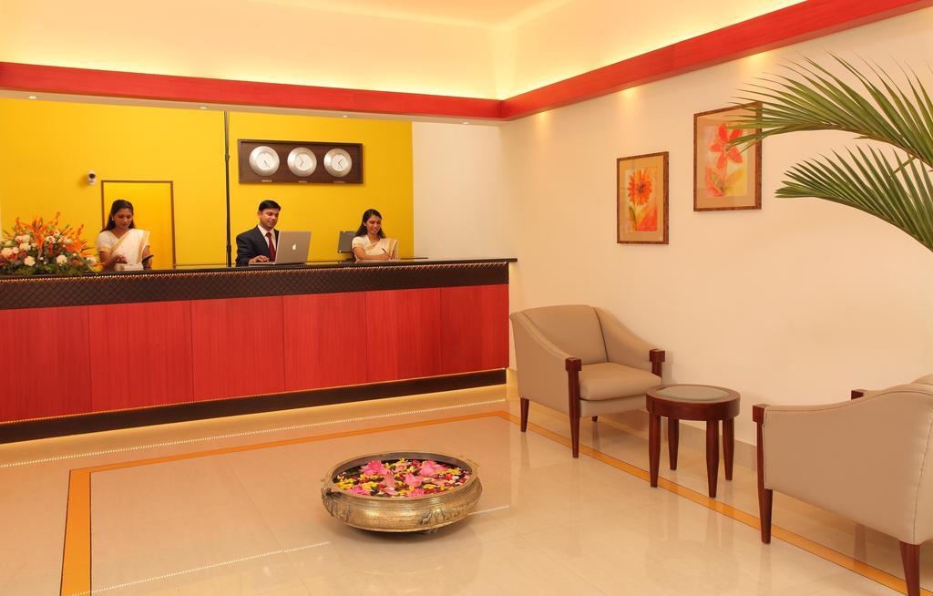 Hotel Luciya Palace Thrissur Luaran gambar